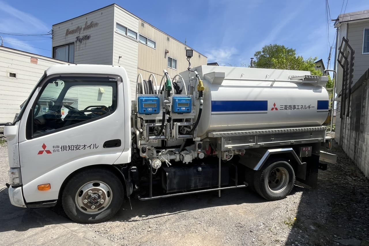 灯油・軽油の配送車